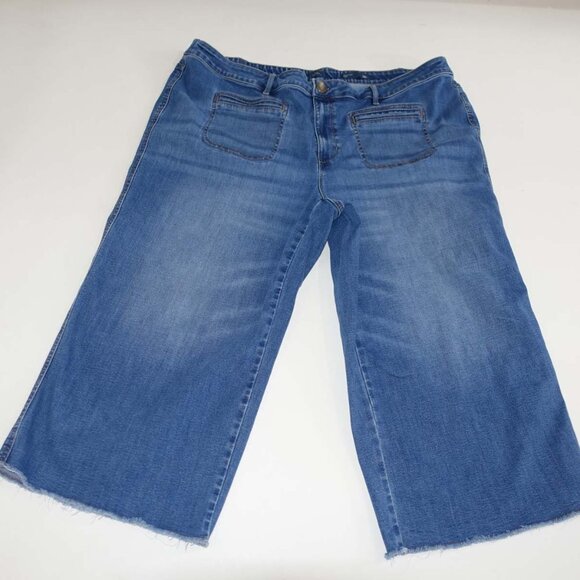 J. Jill Women's Wide Leg Crop Jeans Size 26W Blue Raw Hems Mid Rise Denim - Picture 1 of 8